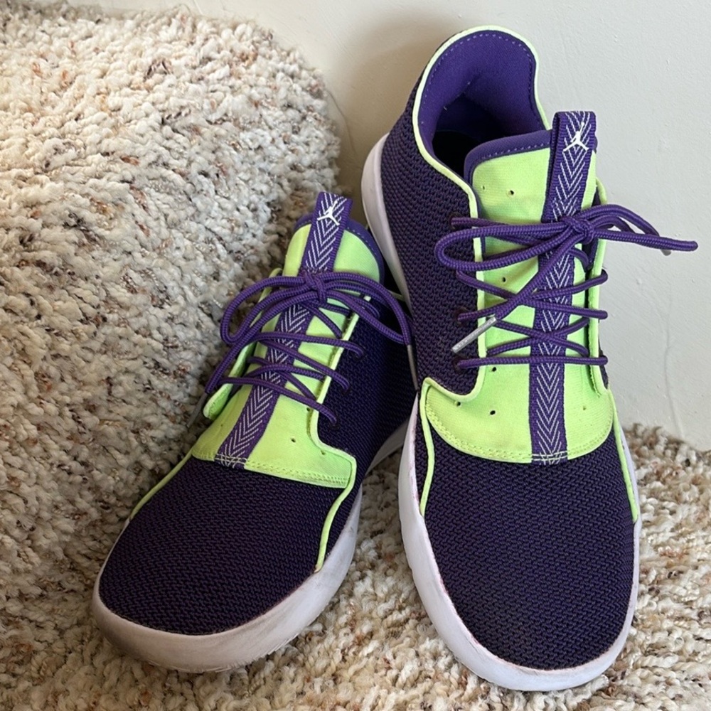 Jordan Eclipse - image 4